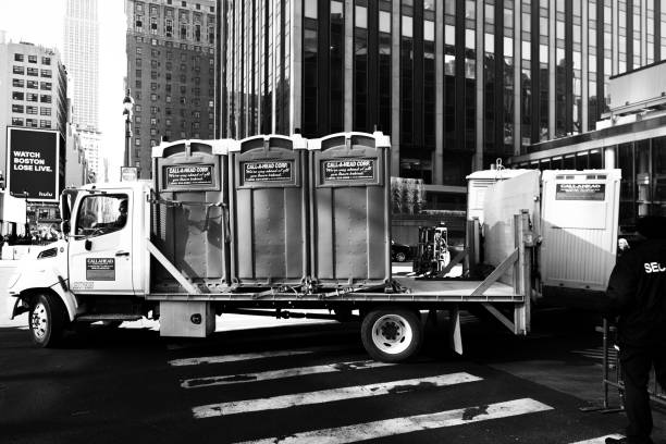 Portable Toilet Options We Offer in Clinton, TN